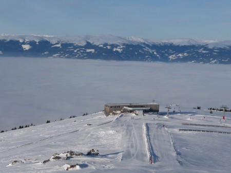 Burgstallofen Sessellift Bergstation, Blick Richtung Saualpe